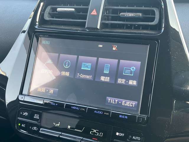 PRIUS 4WD