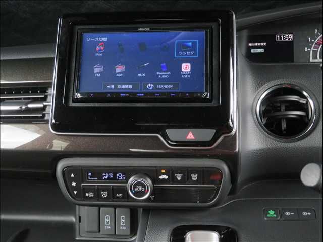 N-BOX CUSTOM