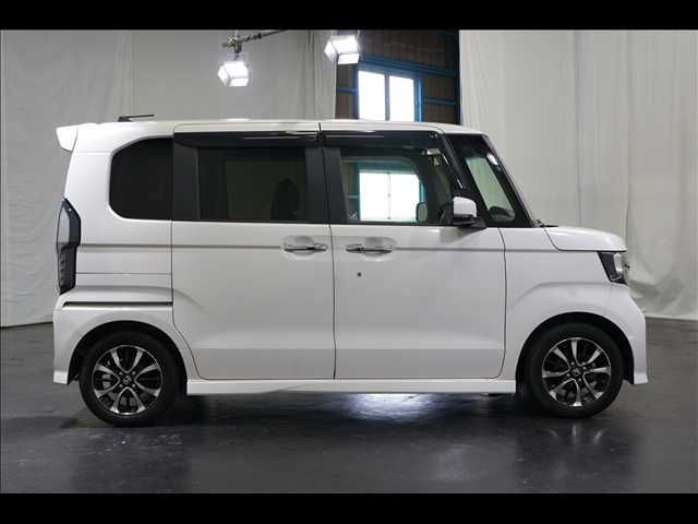 N-BOX CUSTOM