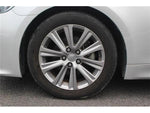 CROWN sedan hybrid