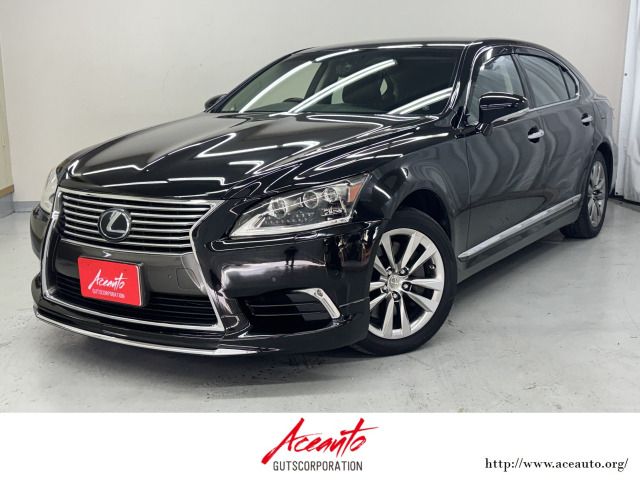 LEXUS LS600hL