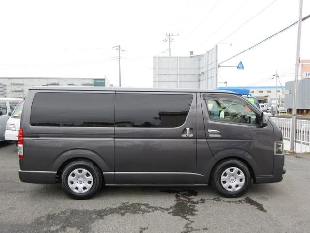 HIACE van 2WD