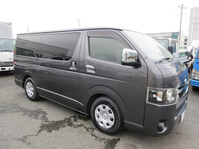 HIACE van 2WD