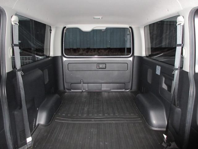 HIACE van 2WD