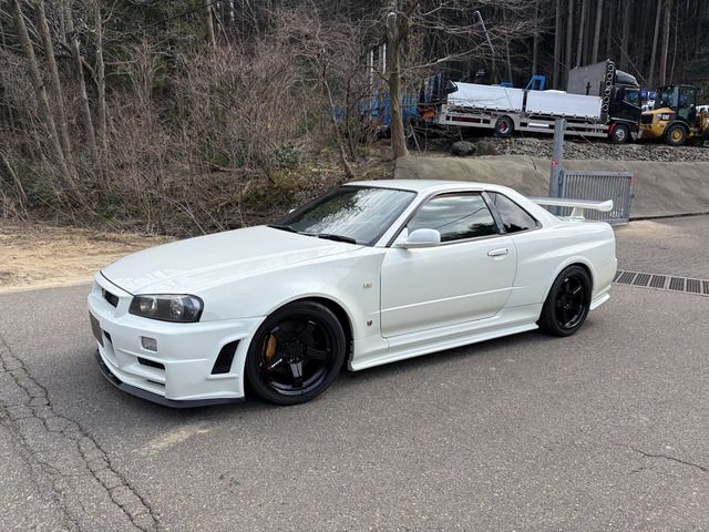 SKYLINE GT-R