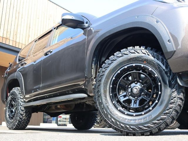 LANDCRUISER PRADO