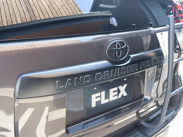 LANDCRUISER PRADO