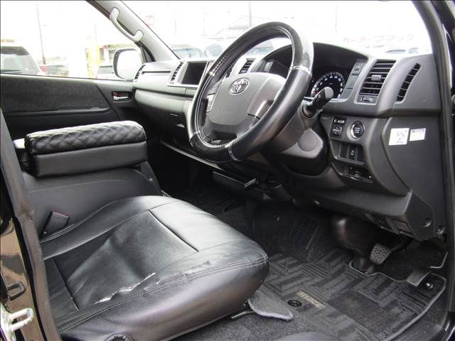 HIACE wagon