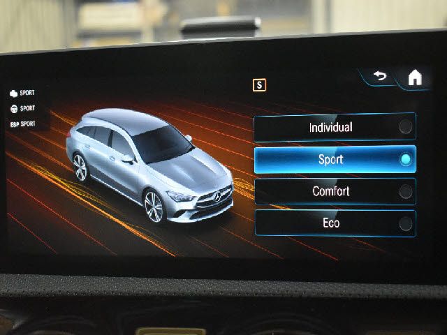 MERCEDES BENZ CLA Shooting Brake