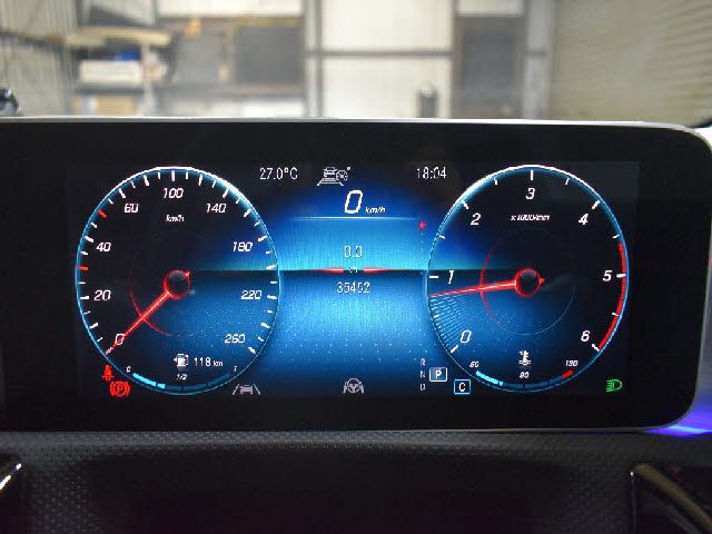 MERCEDES BENZ CLA Shooting Brake