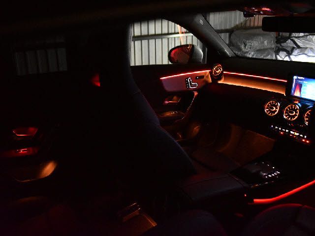 MERCEDES BENZ CLA Shooting Brake