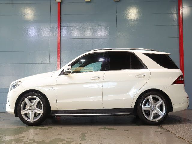 MERCEDES BENZ M class