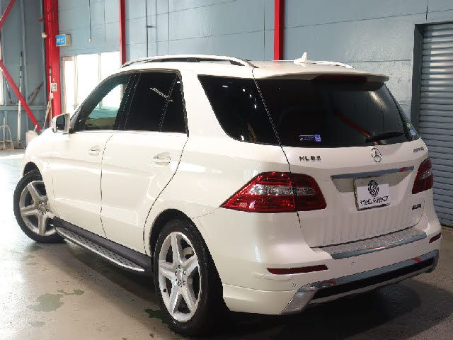 MERCEDES BENZ M class