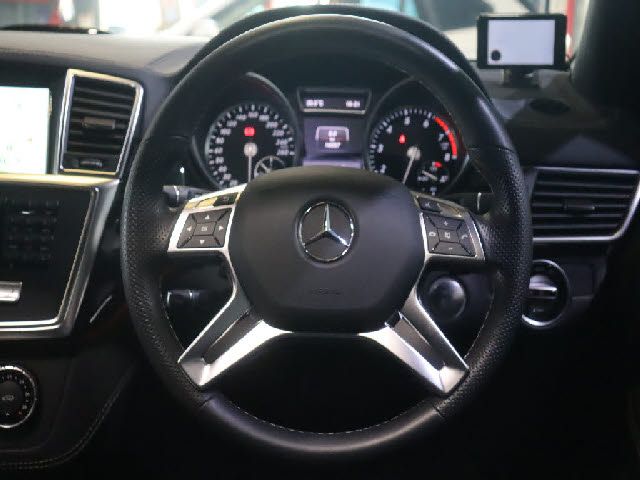 MERCEDES BENZ M class