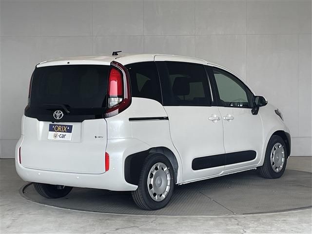 SIENTA HYBRID