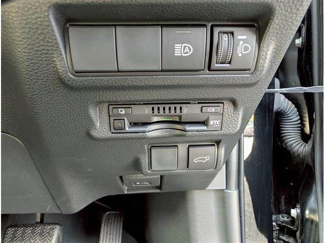 COROLLA CROSS HYBRID