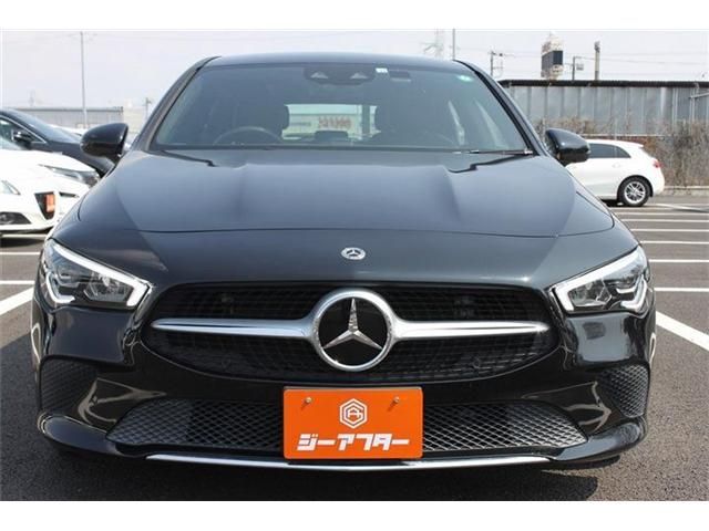MERCEDES BENZ CLA Shooting Brake