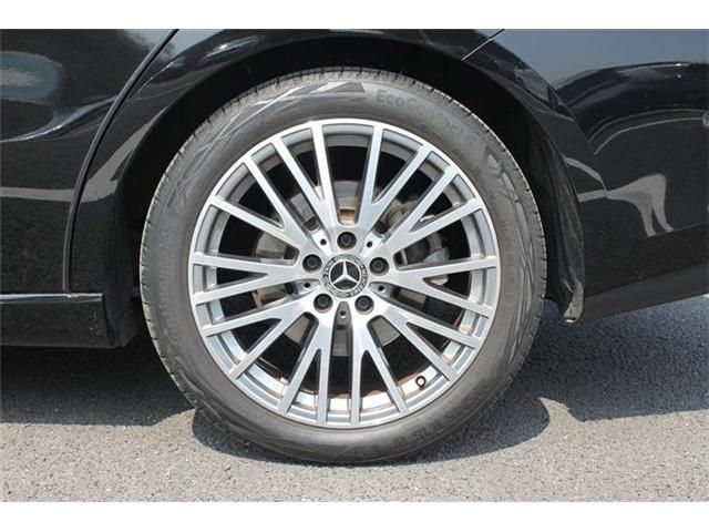 MERCEDES BENZ CLA Shooting Brake