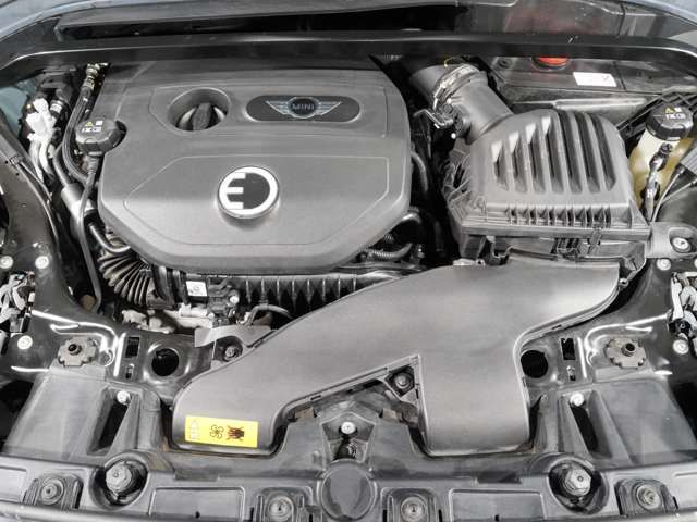 MINI COOPER SE CROSSOVER