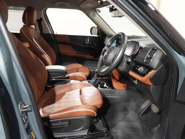MINI COOPER SE CROSSOVER
