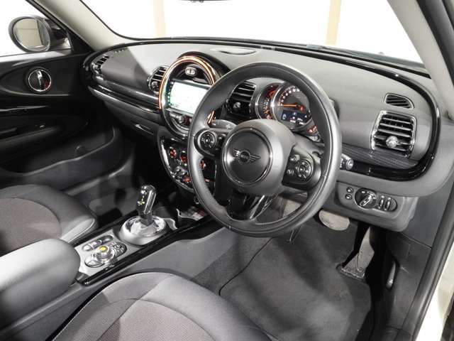 MINI COOPER D CLUBMAN