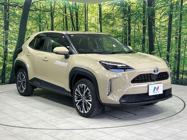 YARIS CROSS HYBRID
