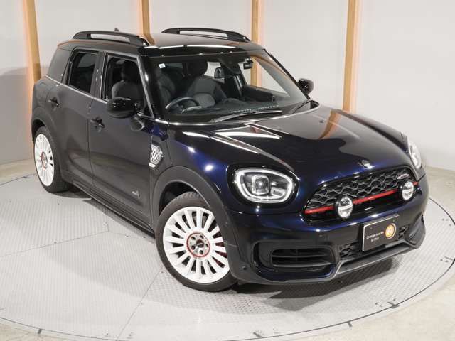 MINI CROSSOVER