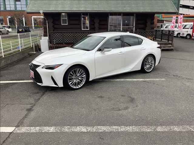 LEXUS IS300h