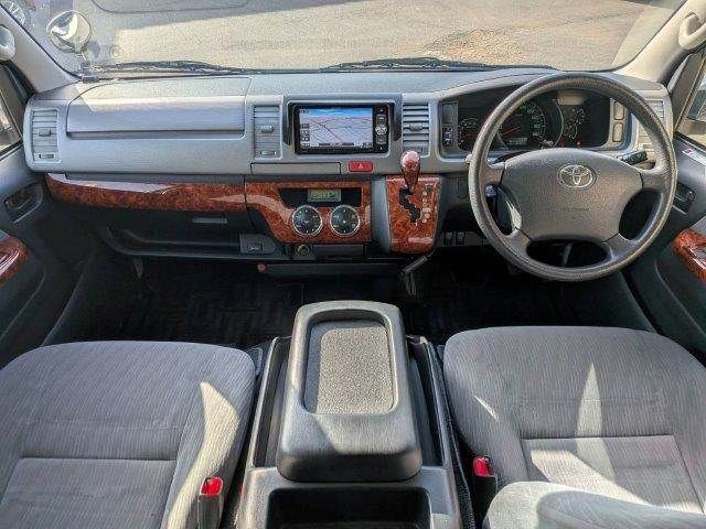 HIACE van 4WD