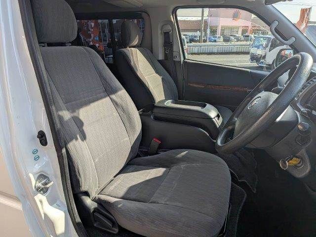 HIACE van 4WD