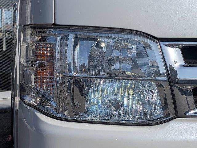 HIACE van 4WD