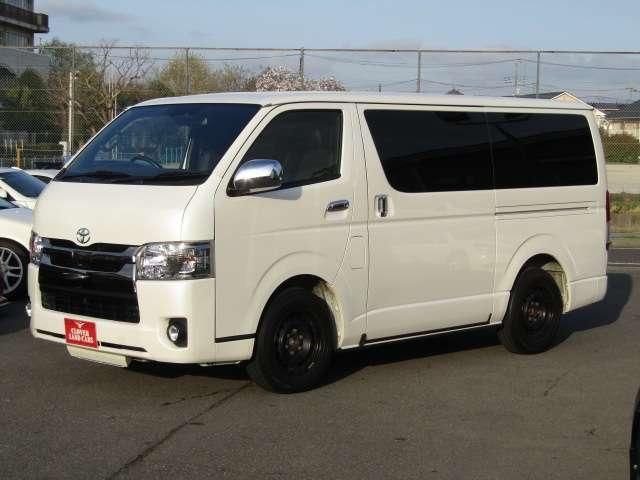 REGIUSACE 2WD van