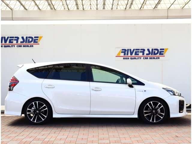 PRIUS Alpha