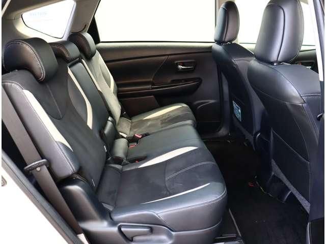 PRIUS Alpha