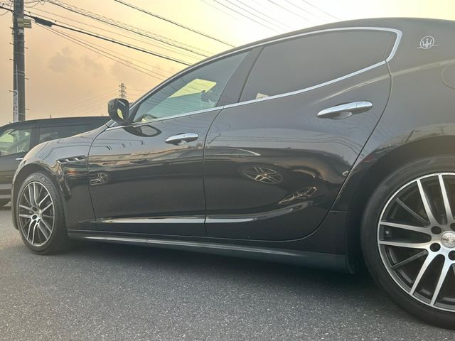MASERATI GHIBLI Sedan