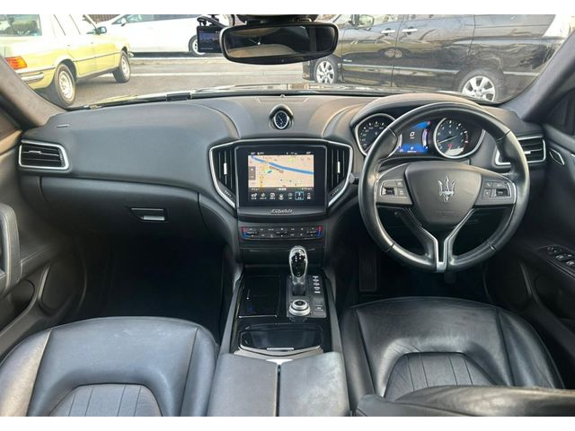 MASERATI GHIBLI Sedan