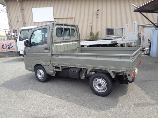 CLIPPER truck