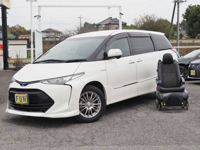 ESTIMA HYBRID 4WD