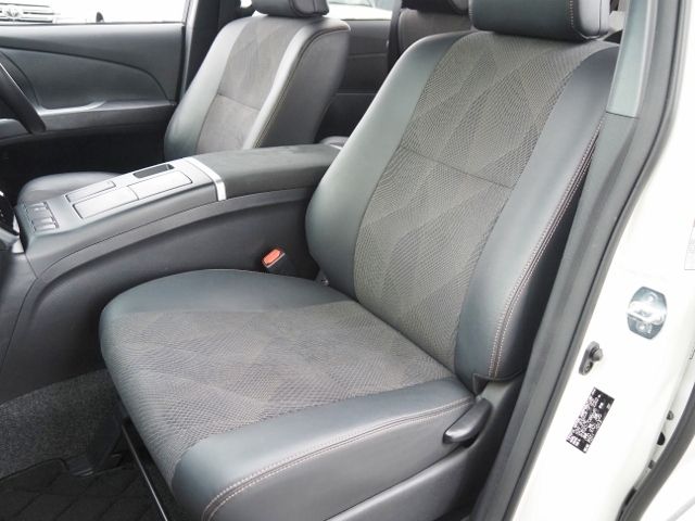 ESTIMA HYBRID 4WD