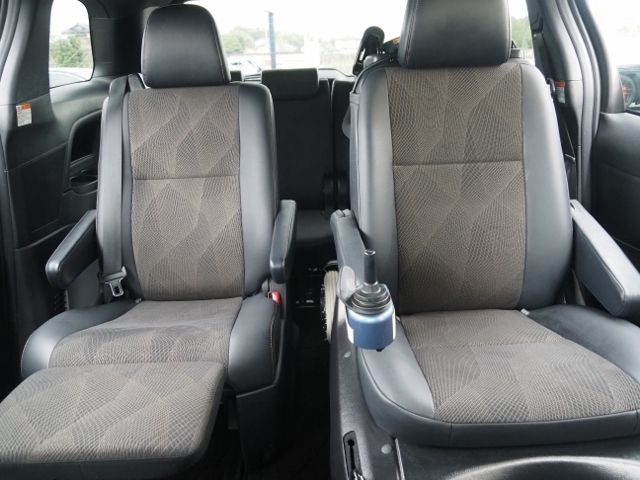 ESTIMA HYBRID 4WD