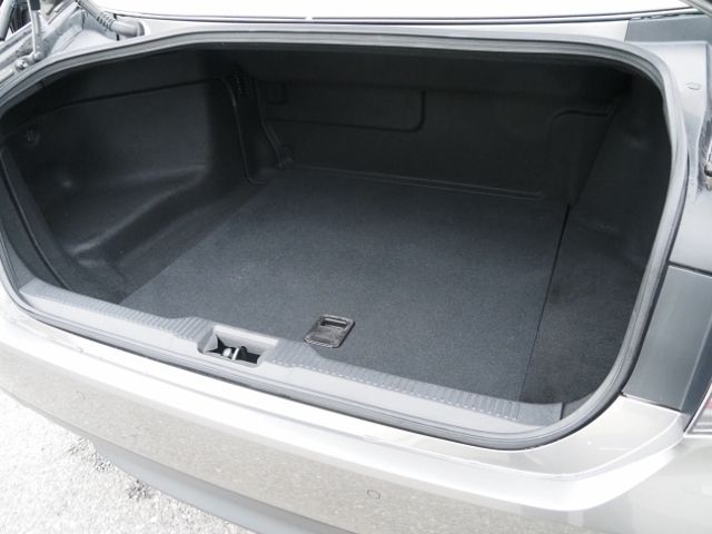 CROWN sedan hybrid