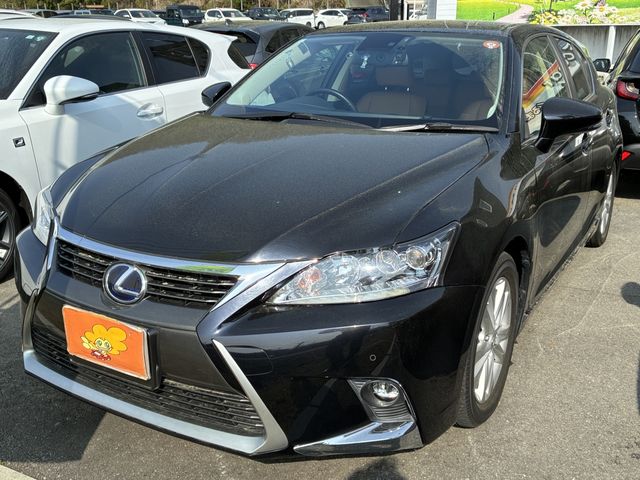 LEXUS CT200h