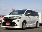 VOXY HYBRID
