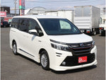 VOXY HYBRID