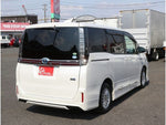 VOXY HYBRID