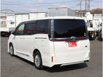 VOXY HYBRID