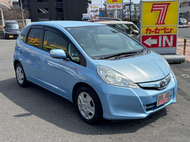 FIT HYBRID