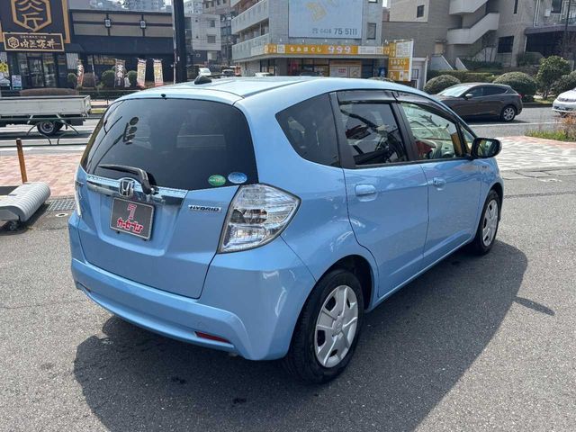 FIT HYBRID