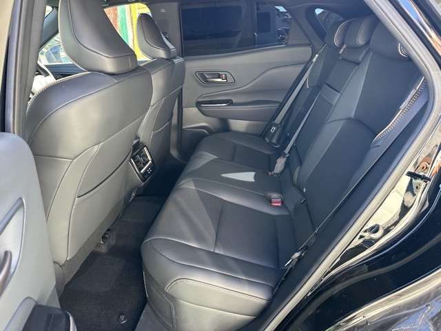 CROWN SPORT