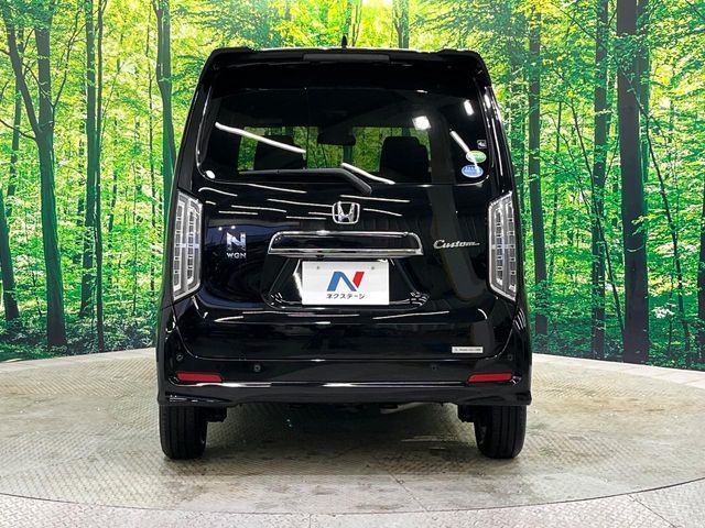 N-WGN CUSTOM 4WD